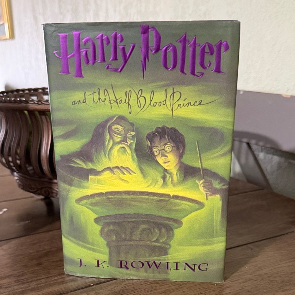 Harry Potter Half-Blood Prince Hardcover 2005 1st Edition Book